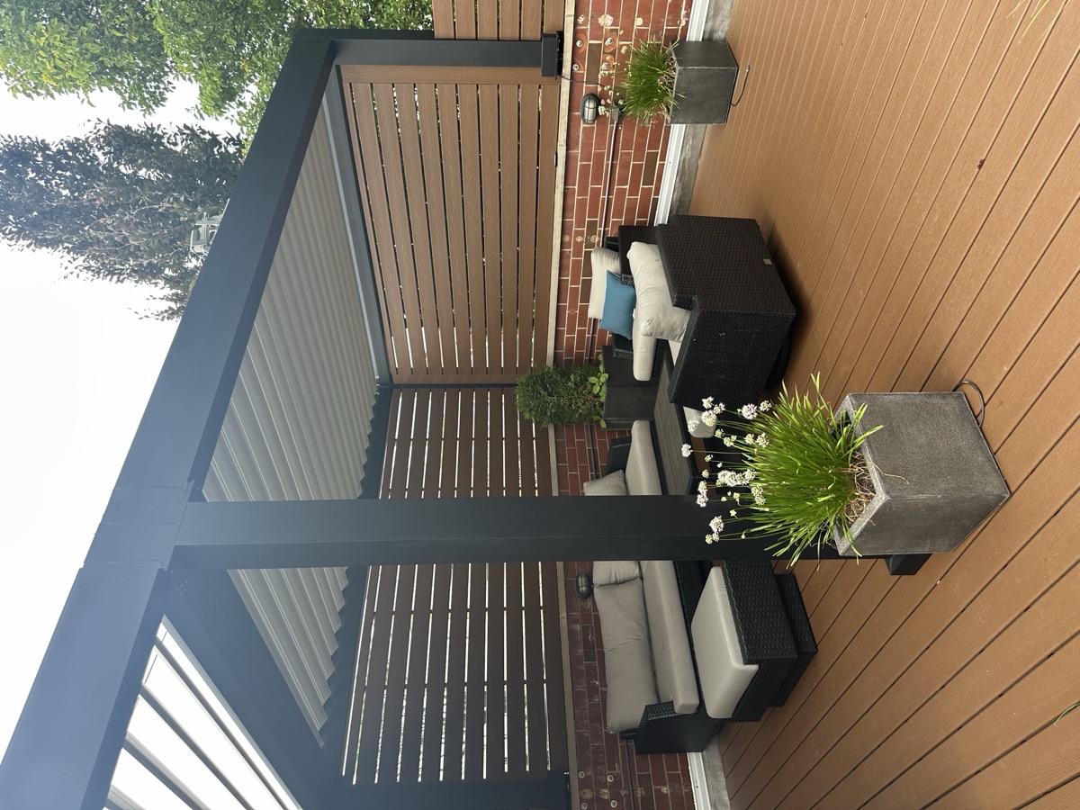 Premium Louvered Pergola